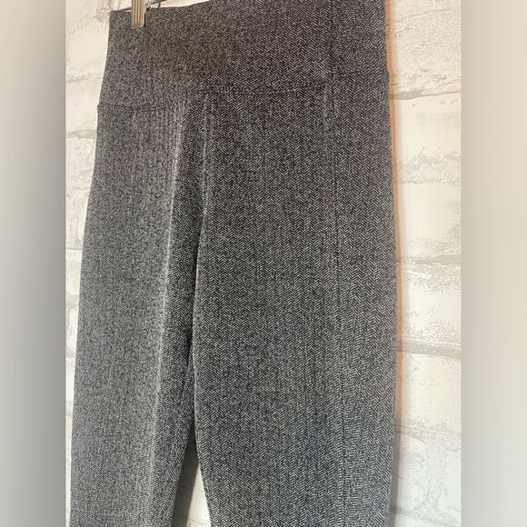 Athleta Delancey Herringbone Tight XXS Black and Abalone Grey NWOT - Picture 7 of 12